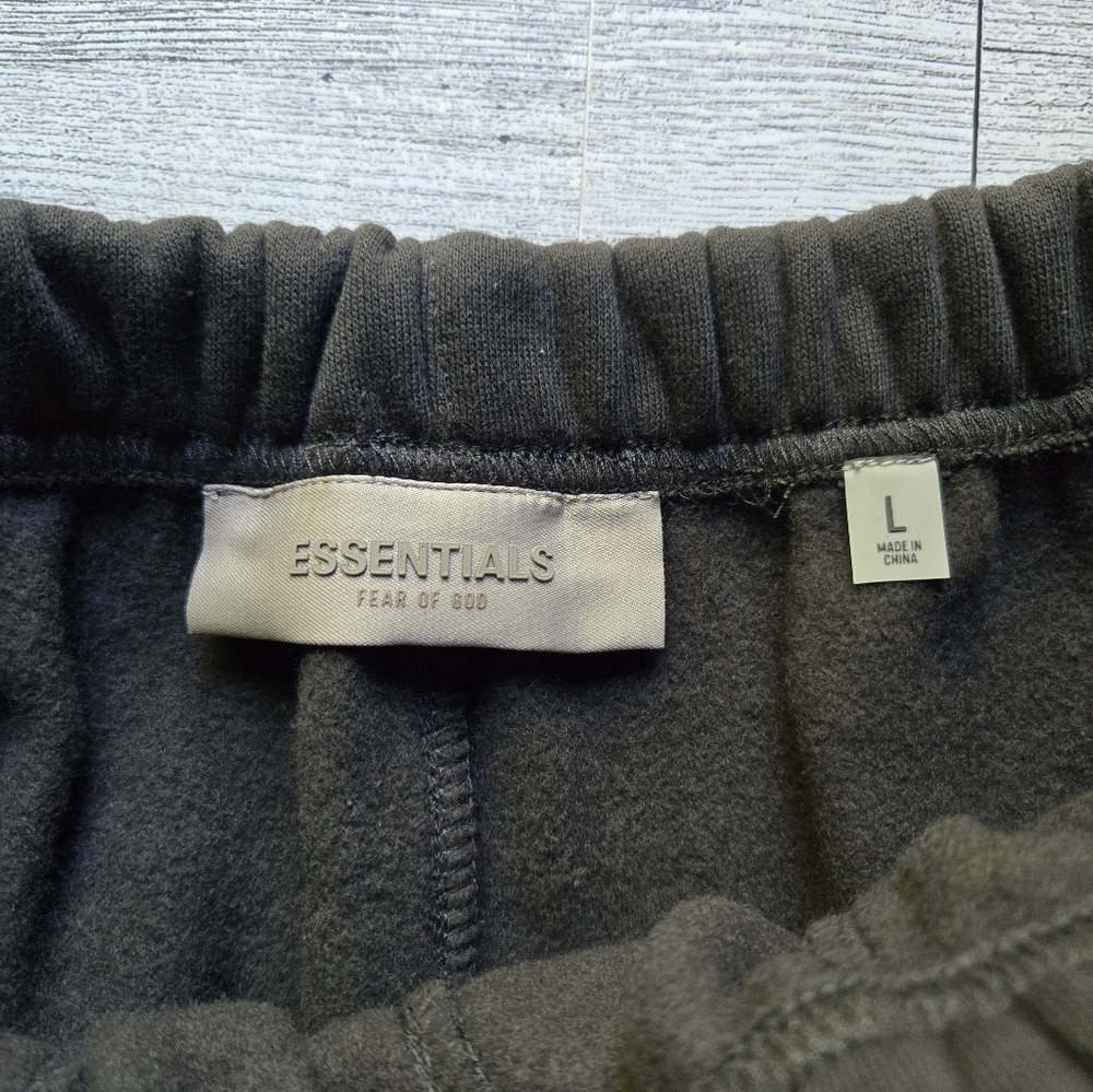Fear Of God Essentials 1977 Iron Shorts - Picture 3 of 6